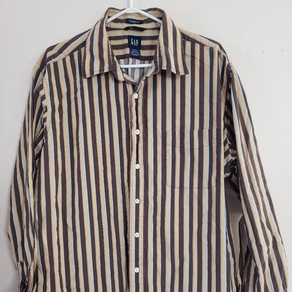 GAP CLASSIC FIT CASUAL BUTTON FRONT SHIRT - XL